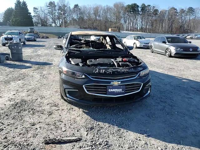 2016 Chevrolet Malibu - Image 11