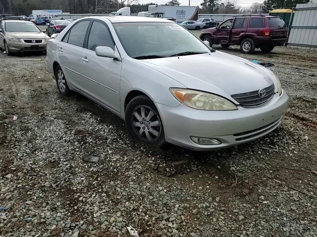 2004 Toyota Camry Le VIN: 4T1BF30K64U587146 Lot: 85320544