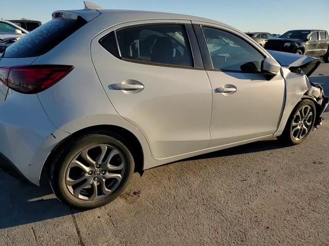 2020 Toyota Yaris Le VIN: 3MYDLBJV7LY703623 Lot: 84661034