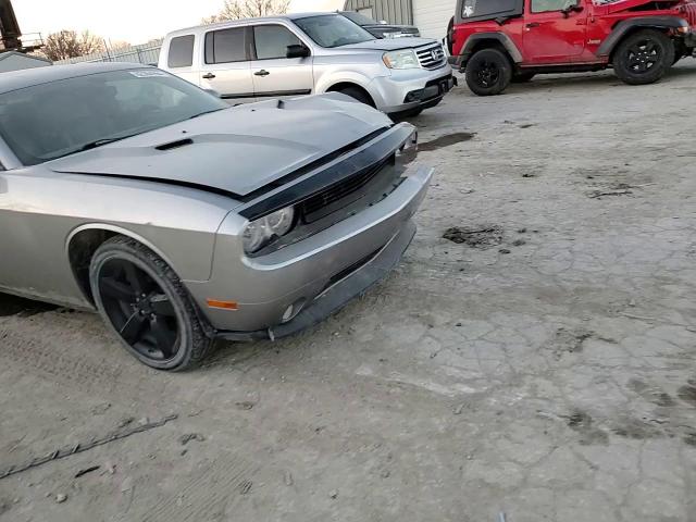 2011 Dodge Challenger - Image 11