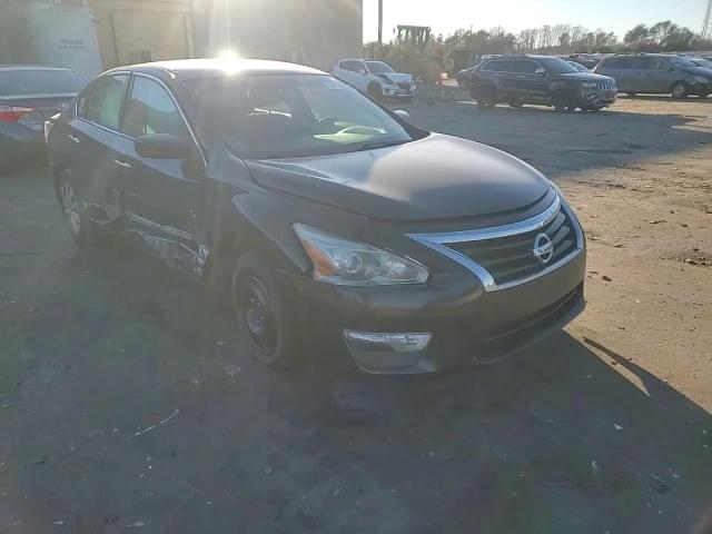 2015 Nissan Altima - Image 11