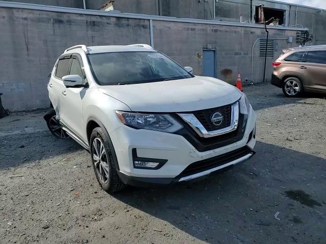 2019 Nissan Rogue - Image 12