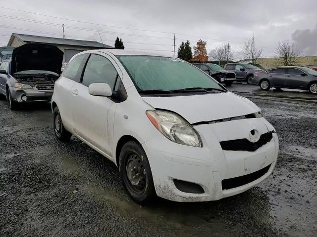 2009 Toyota Yaris VIN: JTDJT903895230010 Lot: 86386064