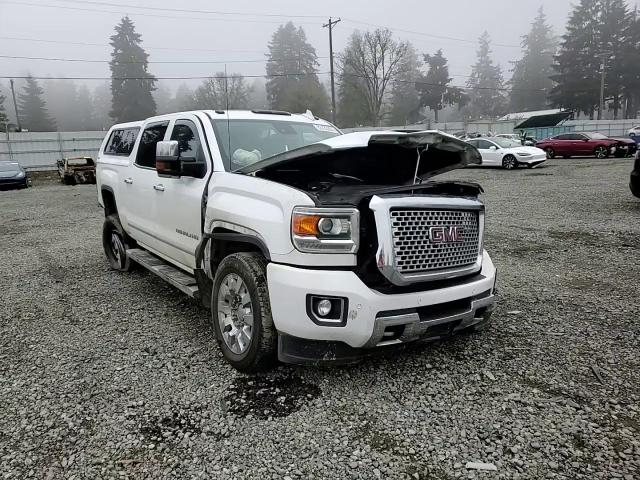 2017 GMC Sierra - Image 10