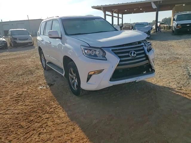 2014 Lexus GX - Image 12