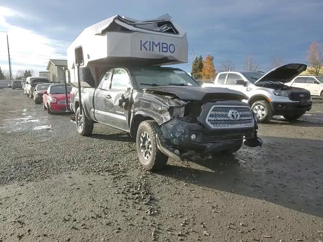 2016 Toyota Tacoma - Image 10
