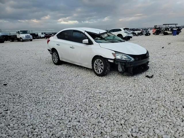 2019 Nissan Sentra - Image 10