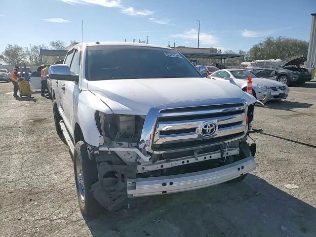 2011 Toyota Tundra - Image 11