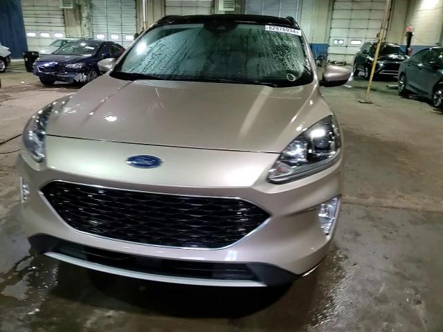 2020 Ford Escape - Image 14