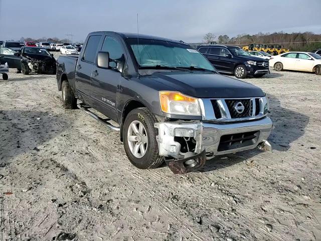 2012 Nissan Titan - Image 10