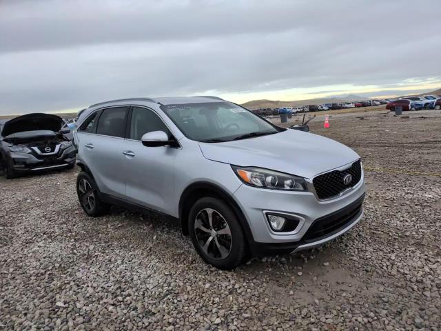 2016 Kia Sorento Ex VIN: 5XYPH4A10GG021599 Lot: 85296264