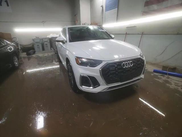 2023 Audi Q5 - Image 14