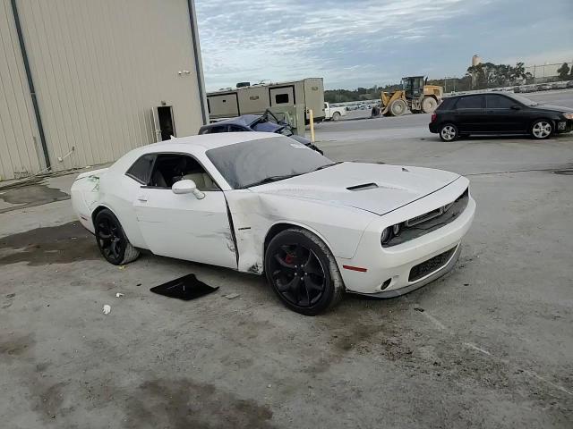 2015 Dodge Challenger - Image 11
