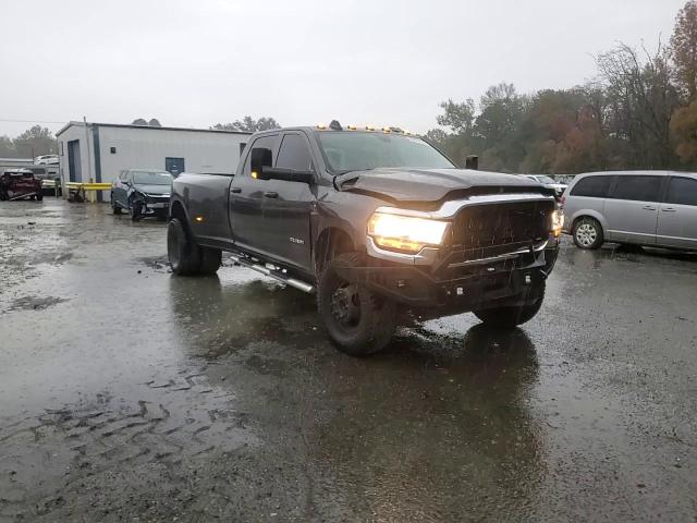 2020 RAM 3500 - Image 13