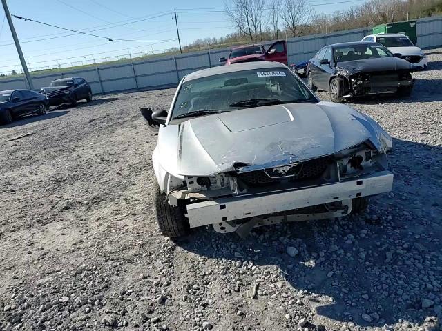 2004 Ford Mustang VIN: 1FAFP40624F175537 Lot: 71970395