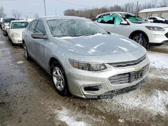 2018 Chevrolet Malibu - Image 13