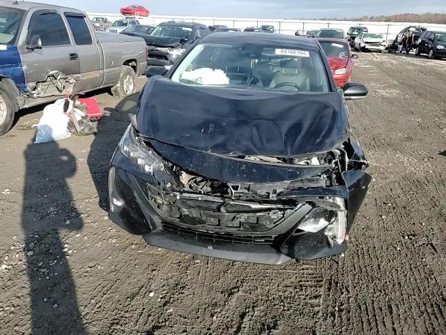 2022 Toyota Prius - Image 11