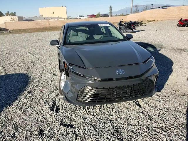 2025 Toyota Camry - Image 11