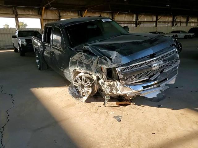 2012 Chevrolet Silverado - Image 11