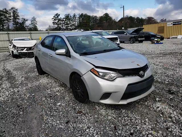 2015 Toyota Corolla L VIN: 5YFBURHE0FP257076 Lot: 84529044