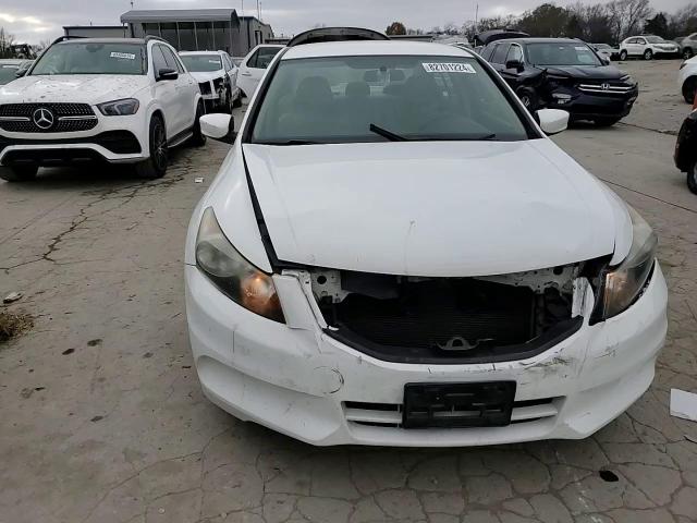 2012 Honda Accord - Image 13