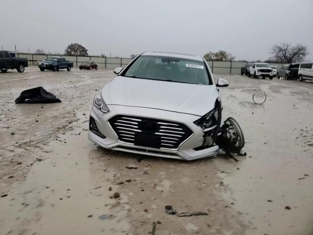 2018 Hyundai Sonata - Image 11