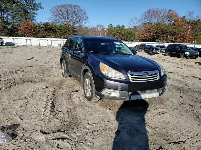 2011 Subaru Outback - Image 10