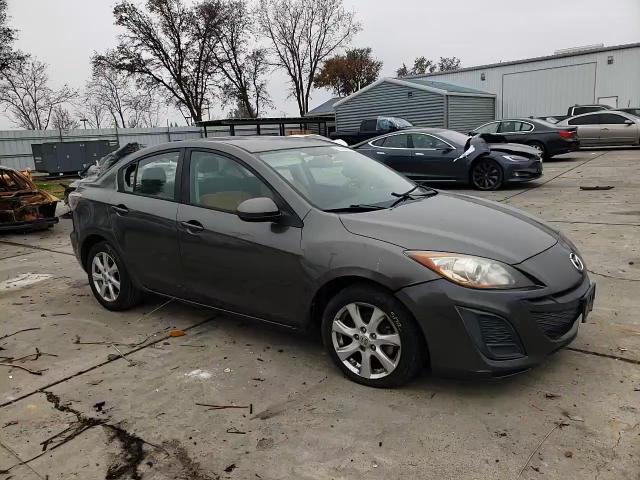 2011 Mazda 3 I VIN: JM1BL1VG8B1481575 Lot: 85895614