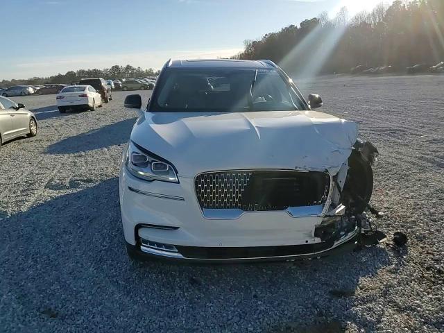 2020 Lincoln Aviator - Image 12