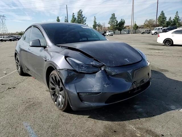 2023 Tesla Model Y VIN: 7SAYGDEF8PF890152 Lot: 83104794