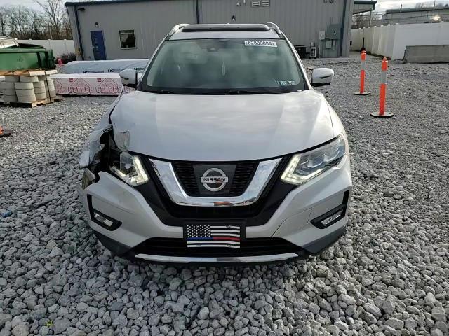 2017 Nissan Rogue - Image 12