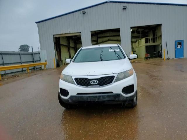 2011 Kia Sorento Base VIN: 5XYKT3A15BG026194 Lot: 83410024