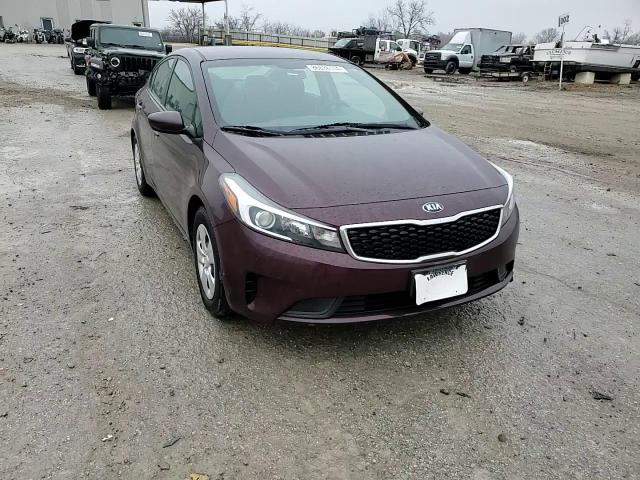 2017 Kia Forte - Image 11