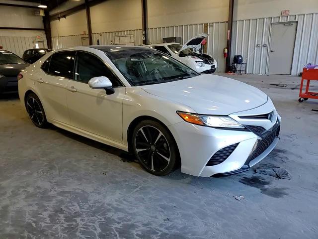 2020 Toyota Camry - Image 11