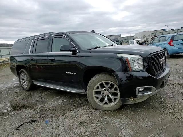 2015 GMC Yukon - Image 11