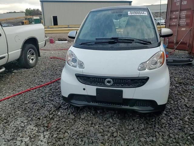 2015 Smart Fortwo Pure VIN: WMEEJ3BA4FK799435 Lot: 84900044