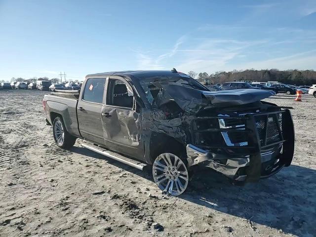 2015 Chevrolet Silverado - Image 11