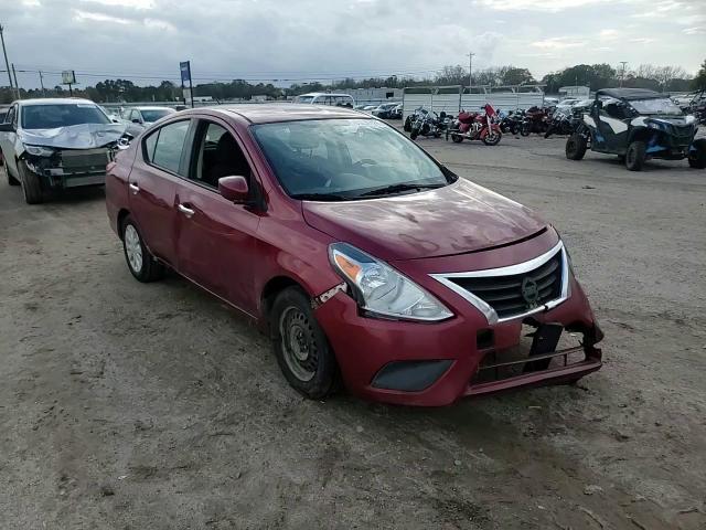 2019 Nissan Versa - Image 11