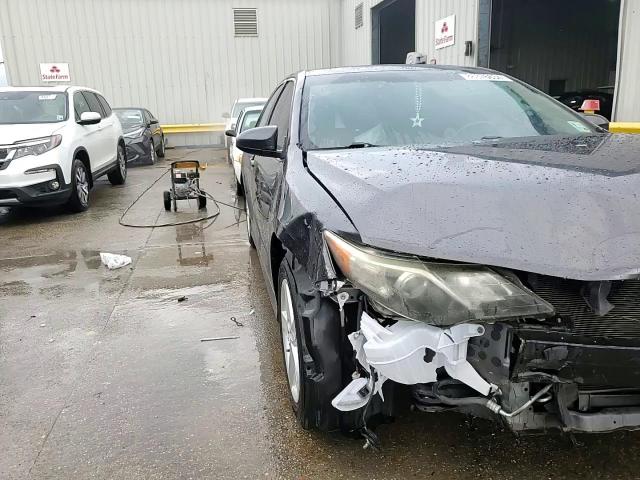 2014 Toyota Camry - Image 14