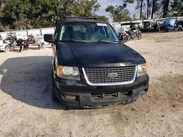 2005 Ford Expedition - Image 12