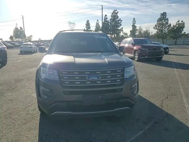 2017 Ford Explorer Xlt VIN: 1FM5K7D80HGC77027 Lot: 85330124