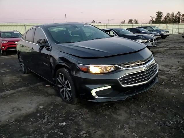 2016 Chevrolet Malibu - Image 11