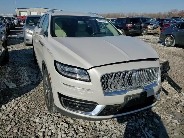 2020 Lincoln Nautilus - Image 11