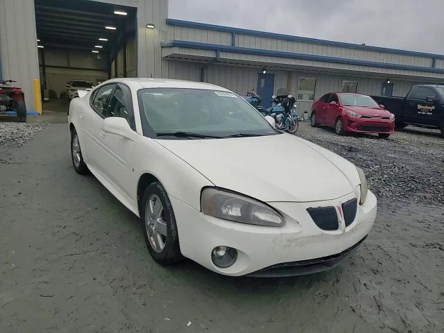 2007 Pontiac Grand Prix VIN: 2G2WP552471222735 Lot: 82864074