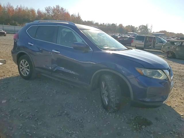 2018 Nissan Rogue - Image 11