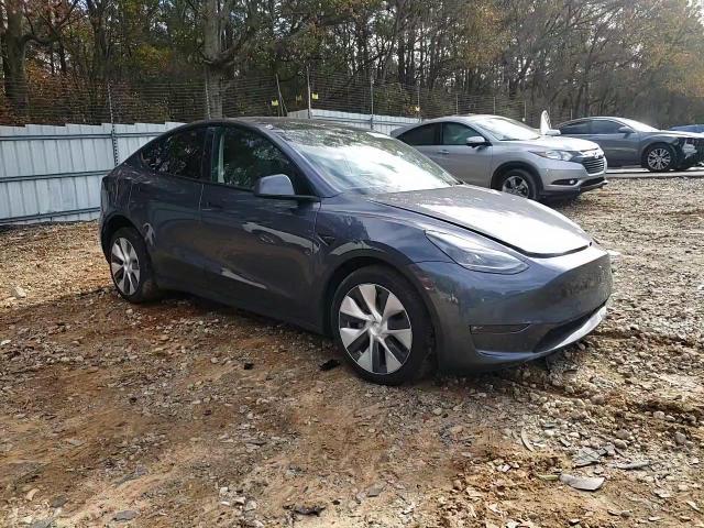 2023 Tesla Model Y VIN: 7SAYGDEE8PF823817 Lot: 84835674