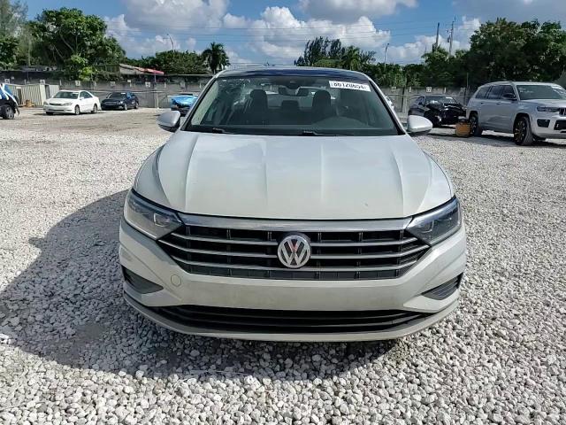 2019 Volkswagen Jetta - Image 13