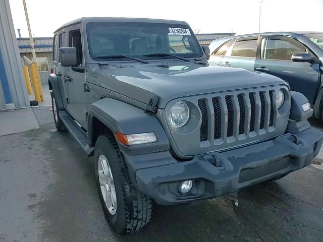 2019 Jeep Wrangler - Image 13