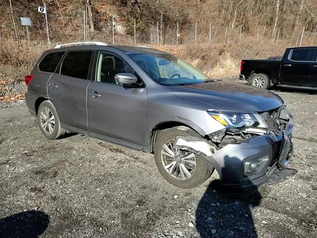 2019 Nissan Pathfinder - Image 12