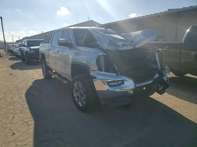 2018 GMC Sierra - Image 11